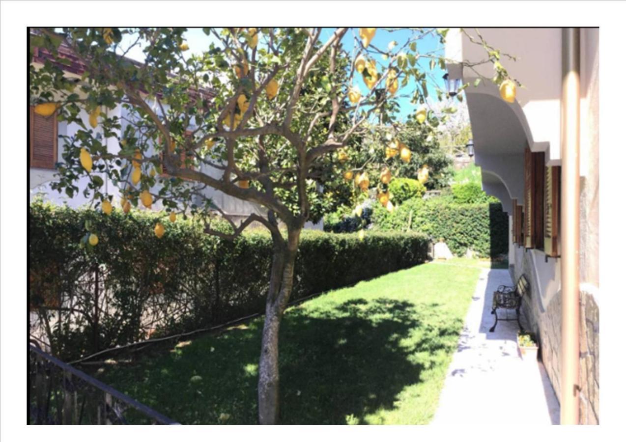 Villa Dei Fiori - Exclusive Villa With Garden In Sorrento Coast Vico Equense Exterior foto