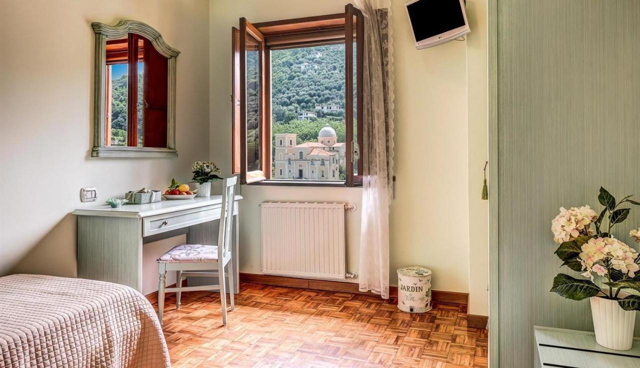Villa Dei Fiori - Exclusive Villa With Garden In Sorrento Coast Vico Equense Exterior foto