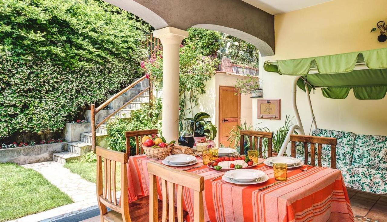 Villa Dei Fiori - Exclusive Villa With Garden In Sorrento Coast Vico Equense Exterior foto